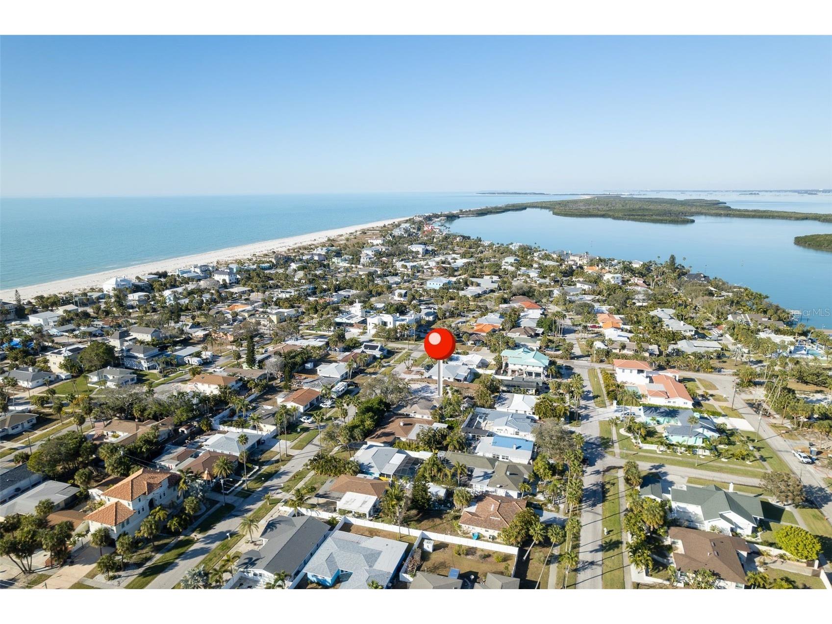 925 Lantana Avenue Clearwater Beach FL 33767 A4683483 image4