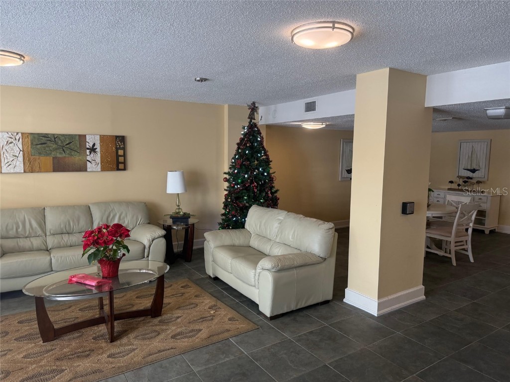 925 N Halifax Avenue #102 Daytona Beach FL 32118 O6367737 image6