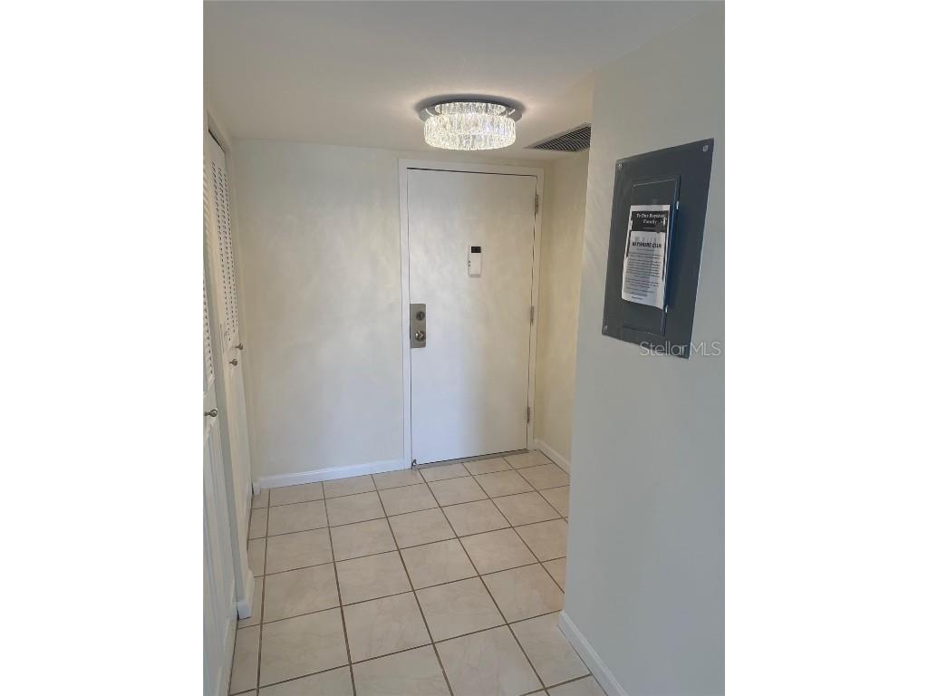 925 N Halifax Avenue #102 Daytona Beach FL 32118 O6367737 image8