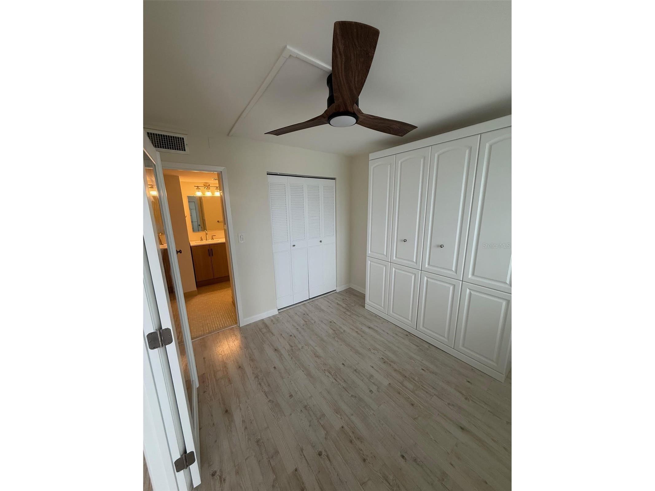 925 N Halifax Avenue #102 Daytona Beach FL 32118 O6386687 image33