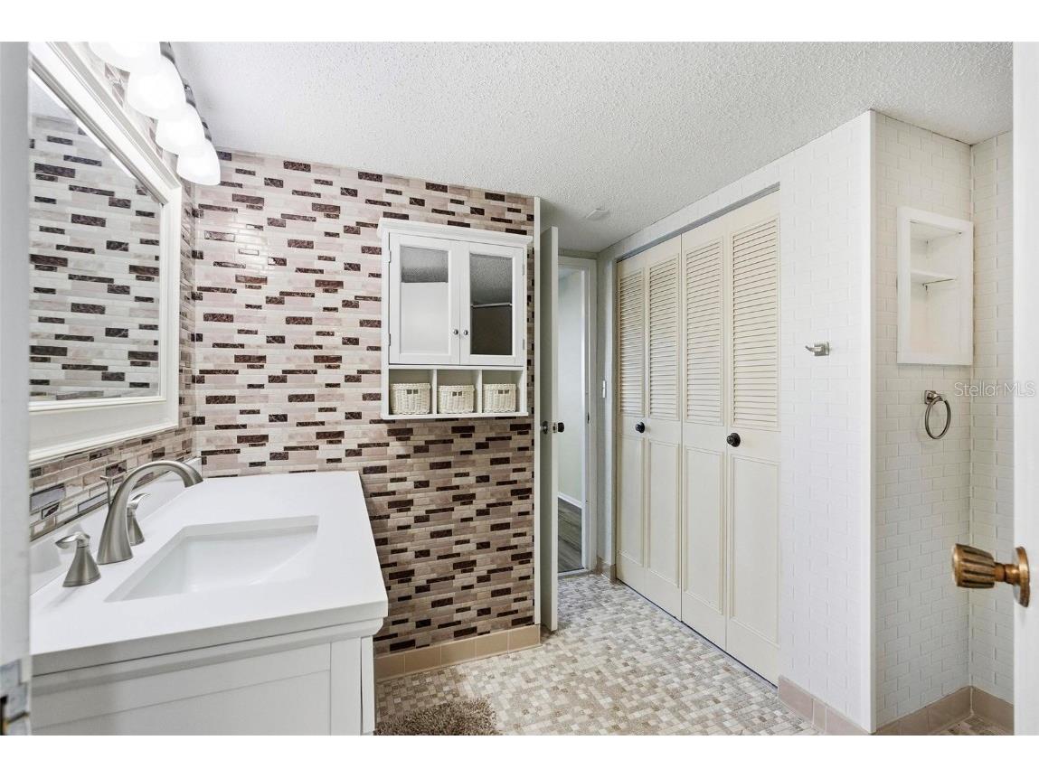 925 N Halifax Avenue #103 Daytona Beach FL 32118 FC314606 image37