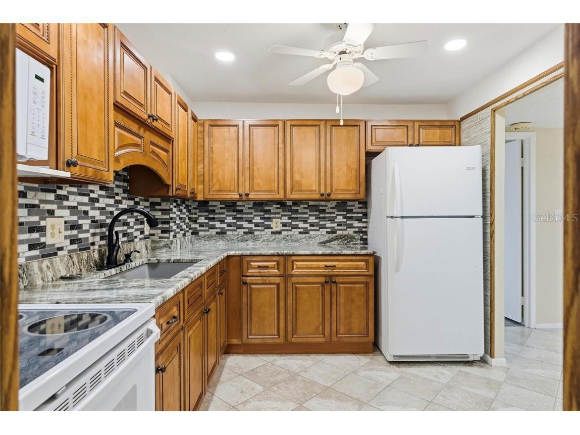 925 N Halifax Avenue #103 Daytona Beach FL 32118 FC314606 image5