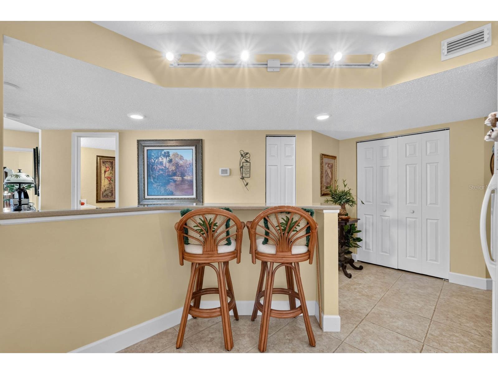 925 N Halifax Avenue #403 Daytona Beach FL 32118 V4949884 image15
