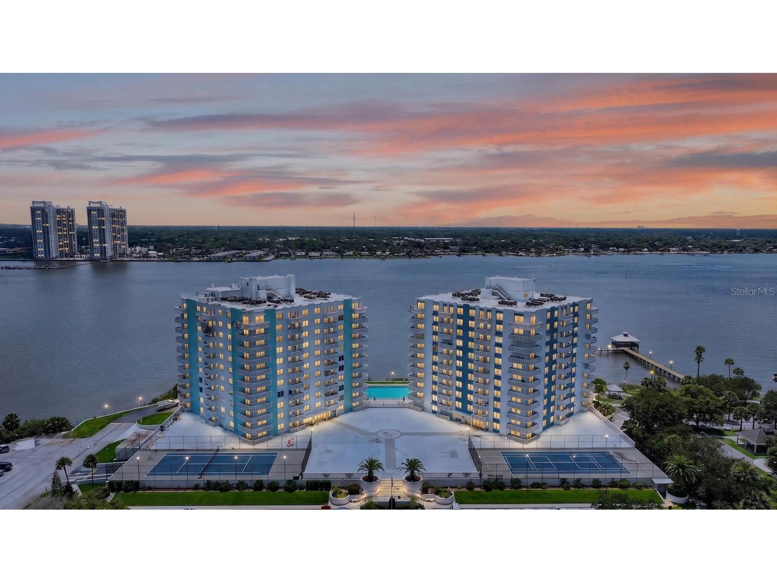 925 N Halifax Avenue #403 Daytona Beach FL 32118 V4949884 image48