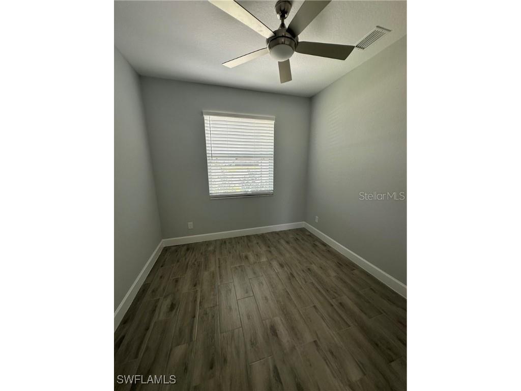 925 NW 9th Avenue Cape Coral FL 33993 OM718676 image12
