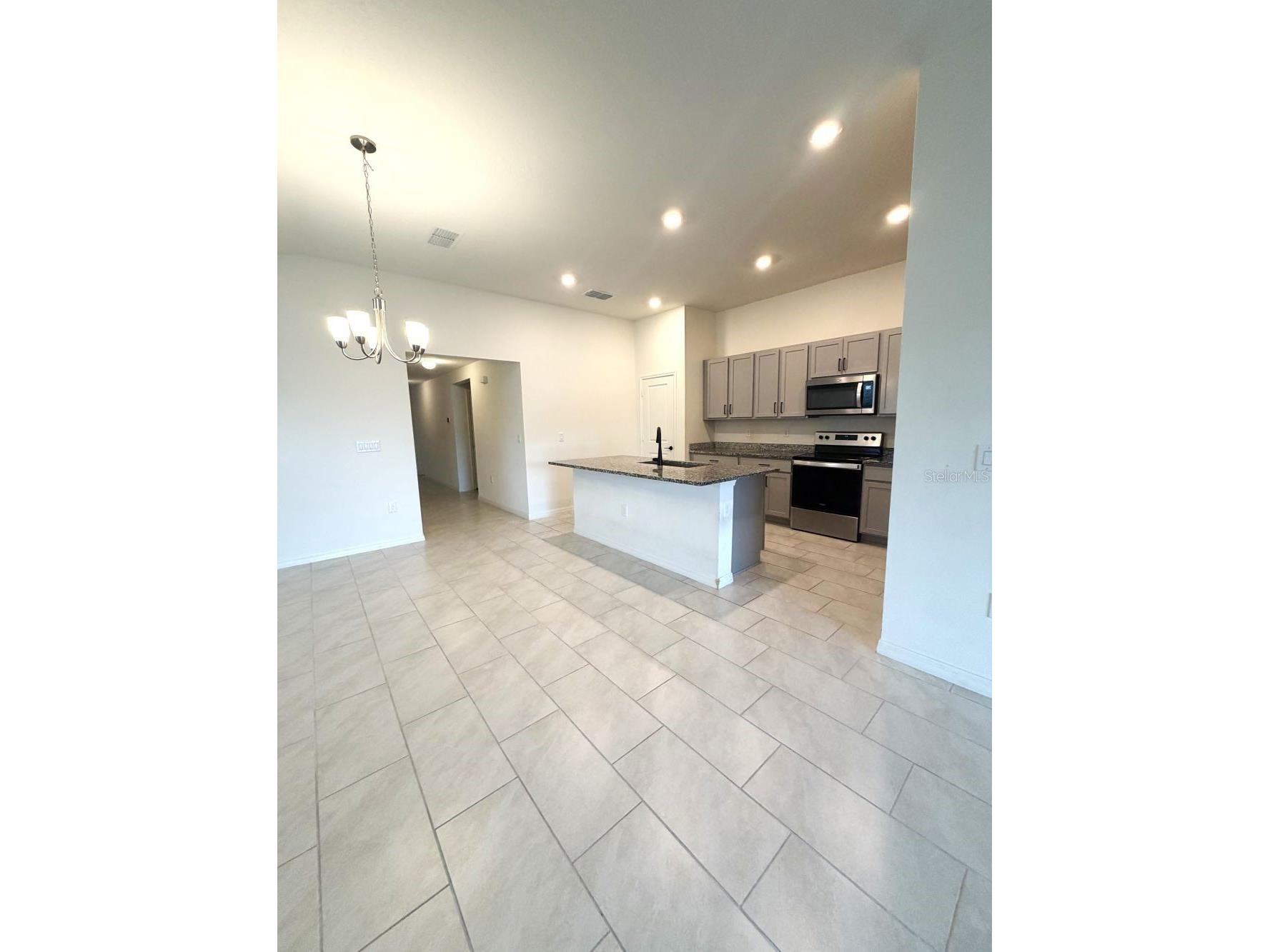925 Overpool Avenue Davenport FL 33896 O6405048 image2