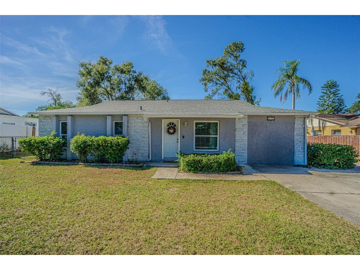 925 Park Street Seffner FL 33584 TB8448288 image1