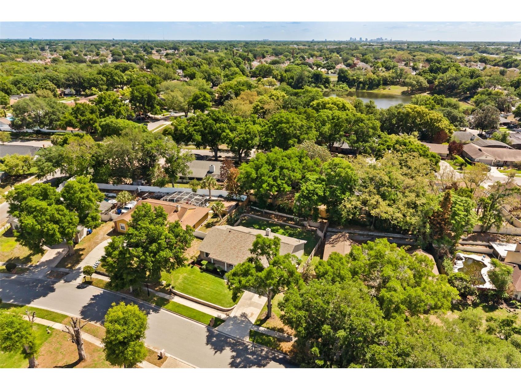 925 Red Dandy Drive Orlando FL 32818 O6401092 image37