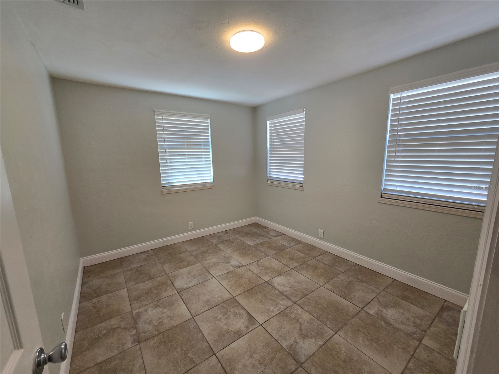 925 School Street Daytona Beach FL 32114 V4947277 image8