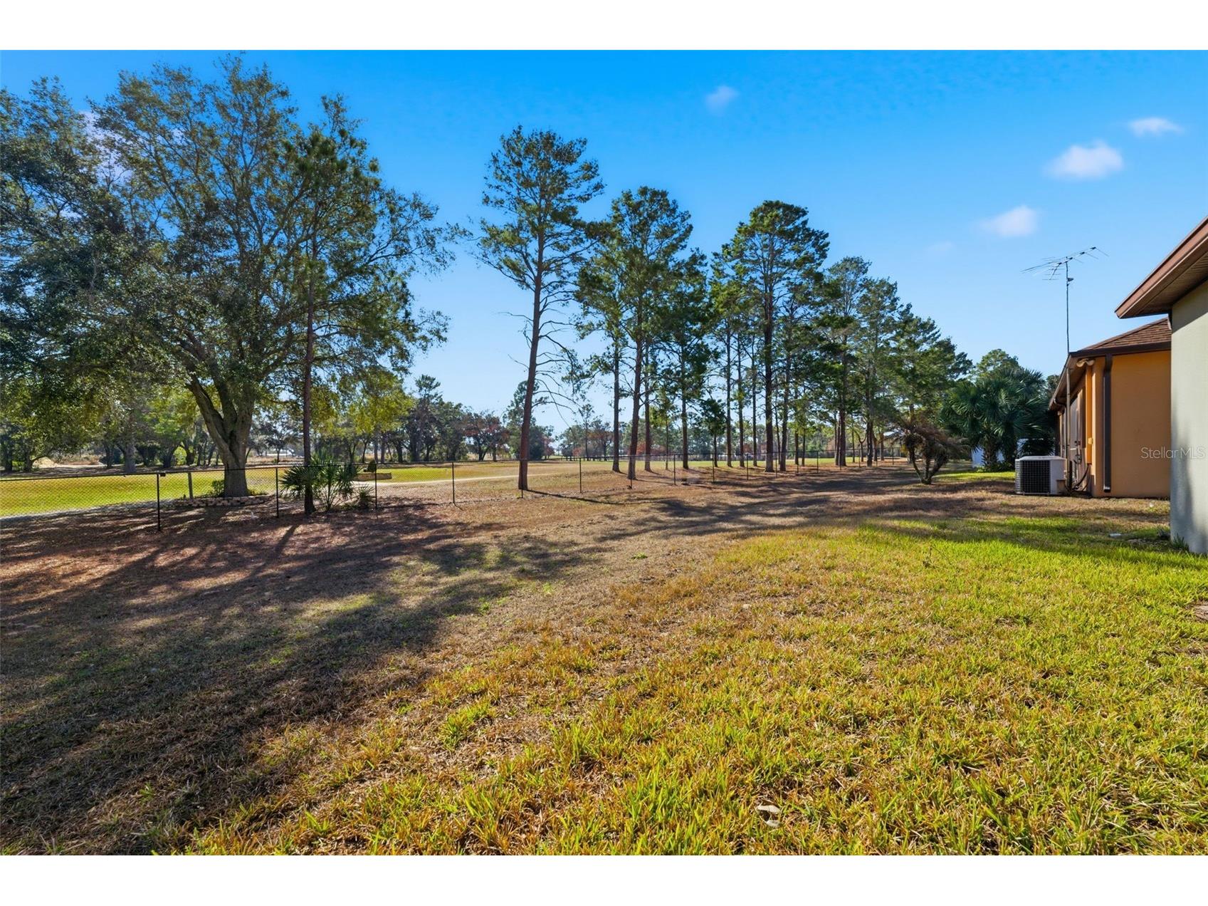 9255 Southern Charm Circle Brooksville FL 34613 W7882662 image26