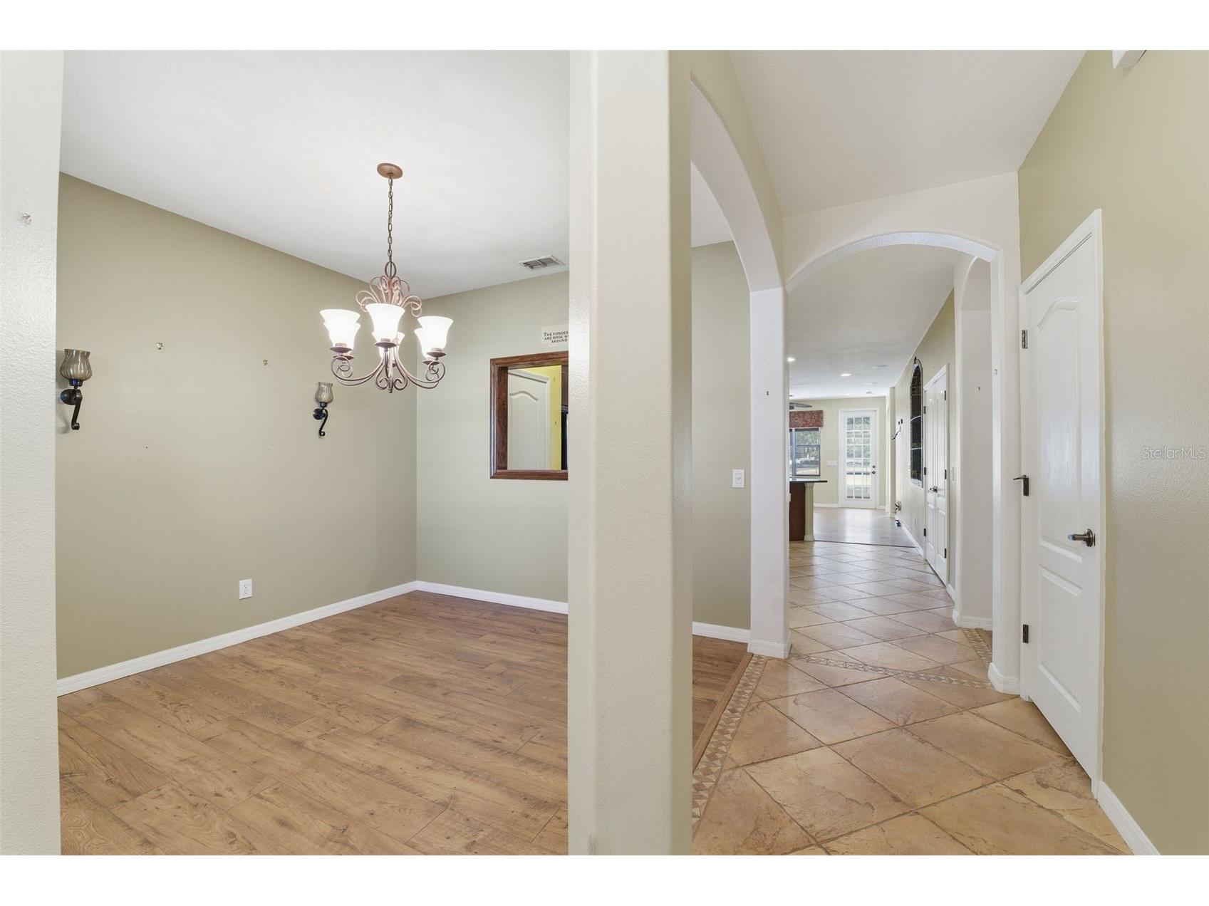 9255 Southern Charm Circle Brooksville FL 34613 W7882662 image5