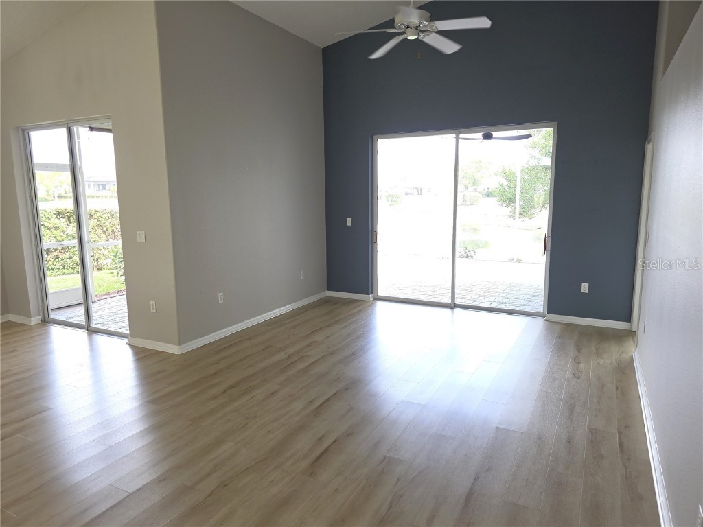 9257 Bonnie Cove Drive Weeki Wachee FL 34613 W7879411 image11