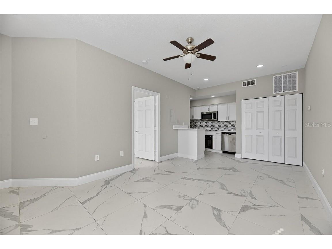 9258 Lake Chase Island Way Tampa FL 33626 TB8449172 image5