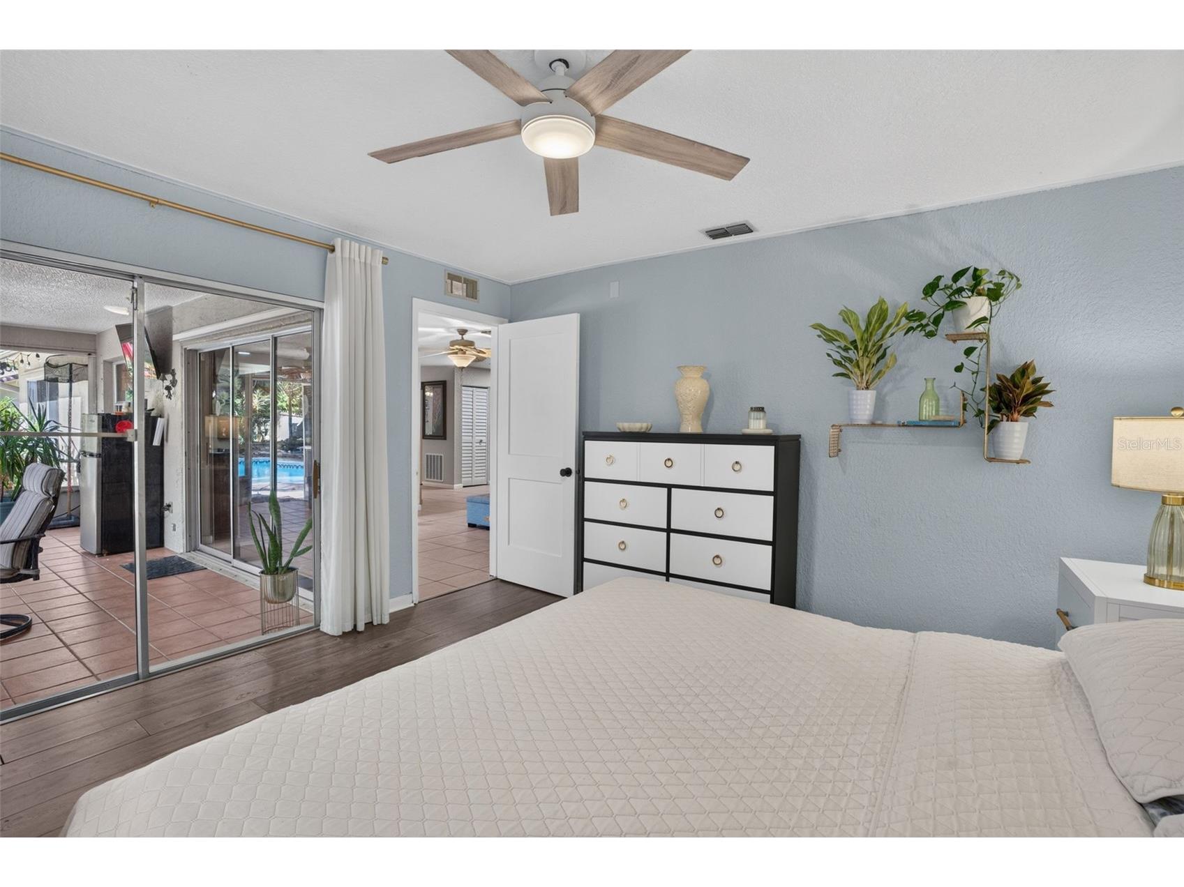 9259 119th Way Seminole FL 33772 C7528055 image19
