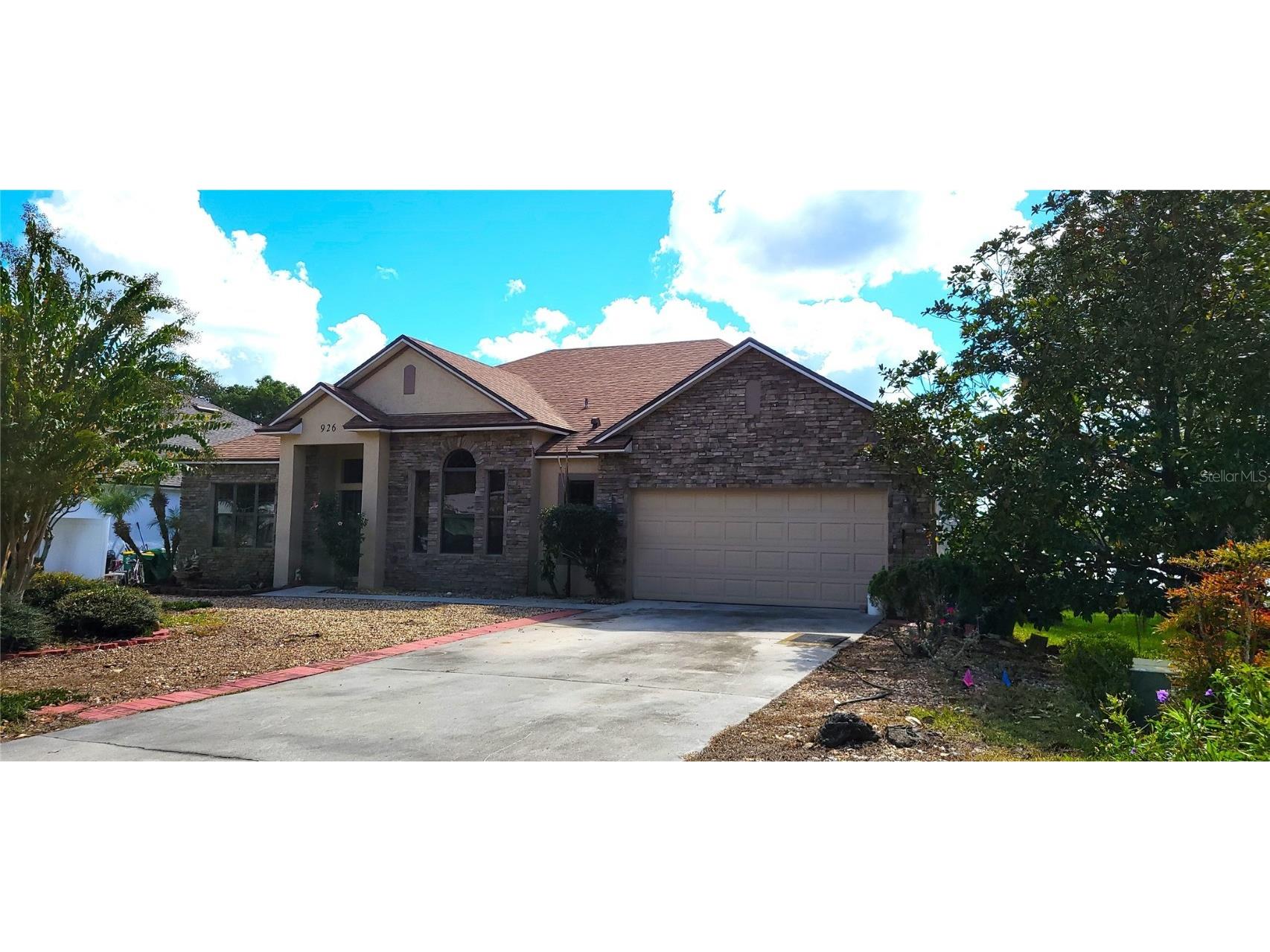 926 Lake Lindley Drive S Deland FL 32724 V4932140 image1