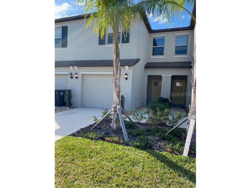 926 Royal Empress Drive Ruskin FL 33570 T3425990 image1