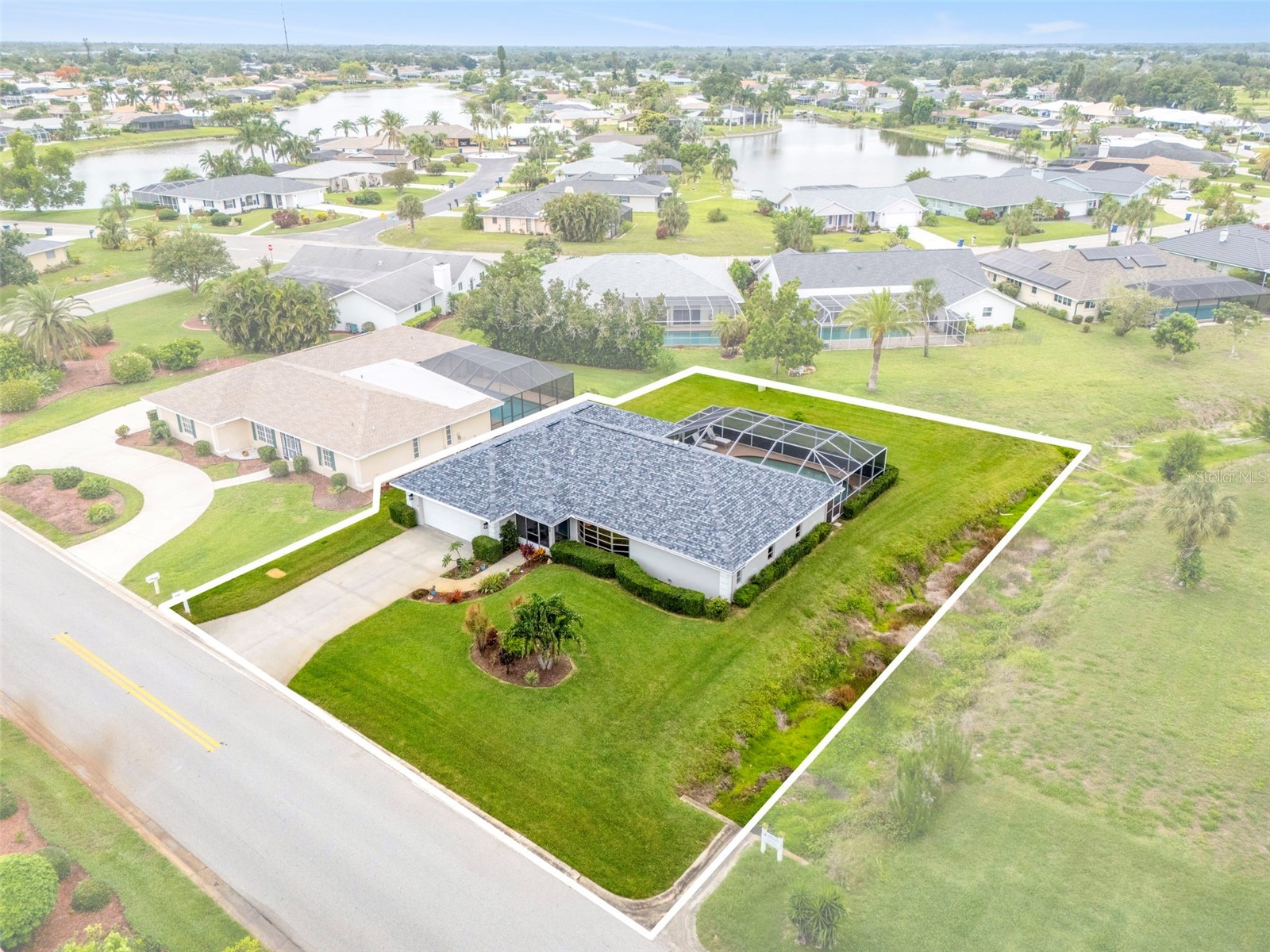 926 Sklar Drive W Venice FL 34293 C7526901 image2
