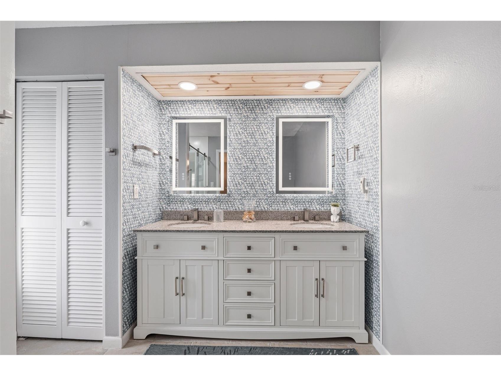 926 Sklar Drive W Venice FL 34293 C7526901 image5