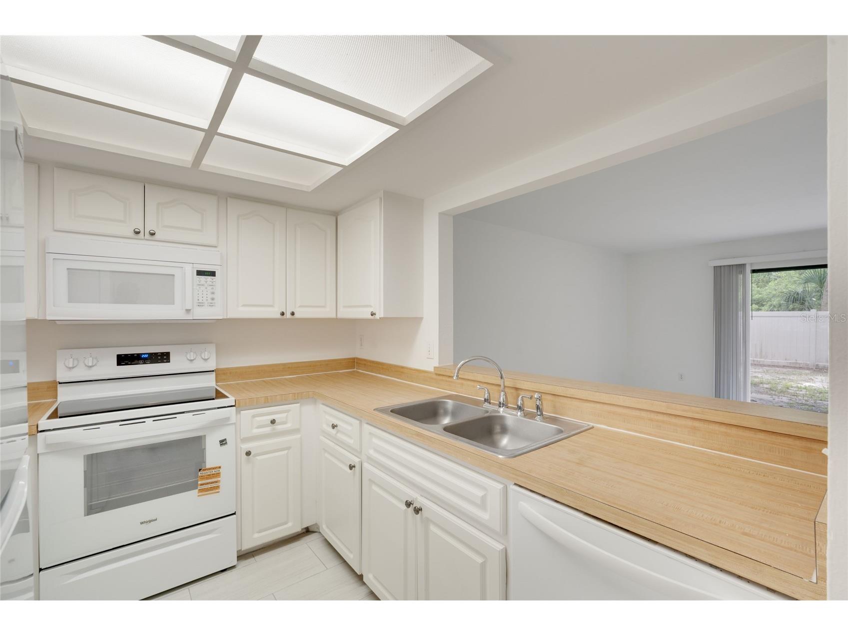 926 Sunridge Drive #F1 Sarasota FL 34234 A4694389 image10