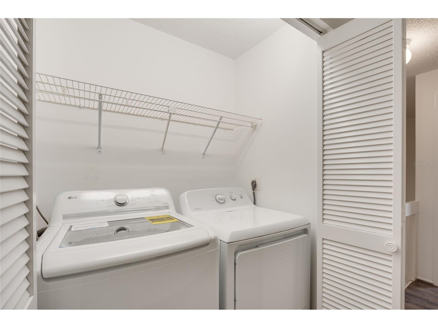 926 Sunridge Drive #F1 Sarasota FL 34234 A4694389 image25