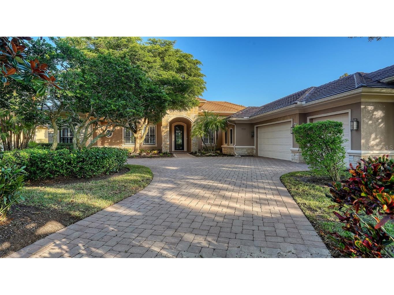 9261 Mcdaniel Lane Sarasota FL 34240 A4669514 image1