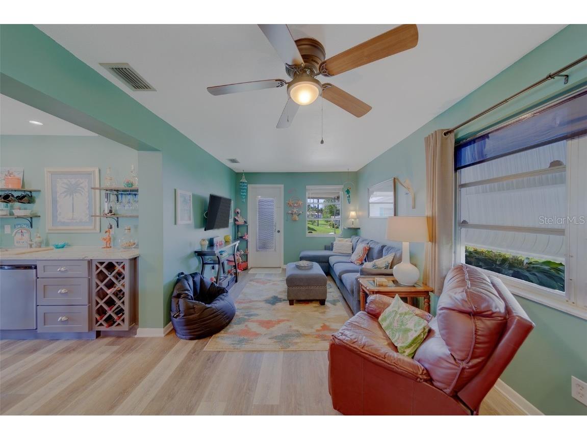 9262 140th Lane Seminole FL 33776 TB8429634 image20