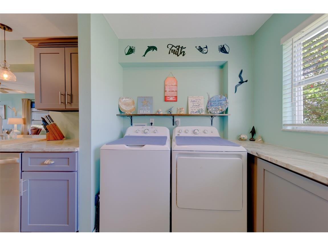 9262 140th Lane Seminole FL 33776 TB8429634 image39