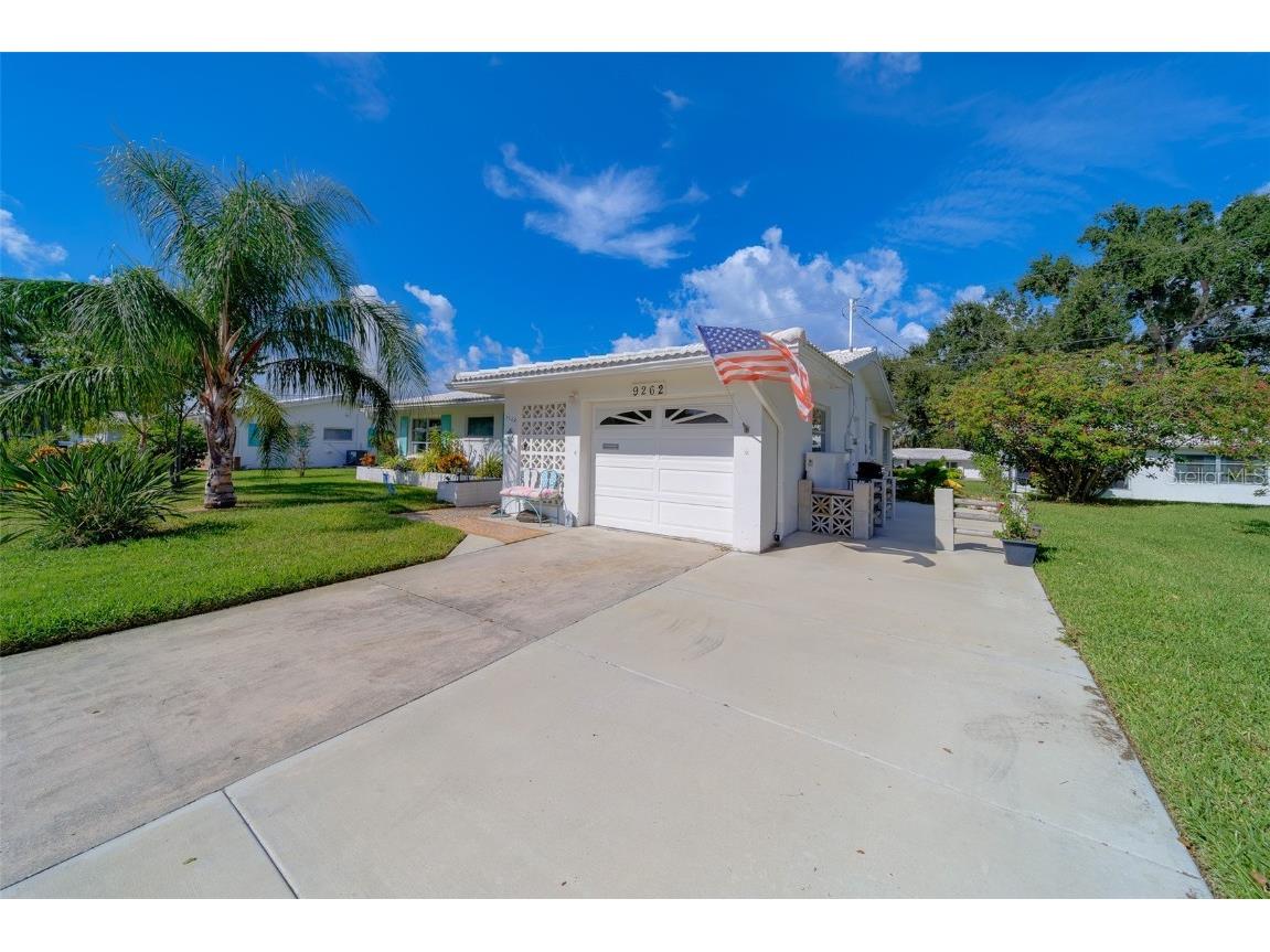 9262 140th Lane Seminole FL 33776 TB8429634 image41