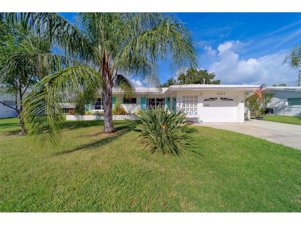 9262 140th Lane Seminole FL 33776 TB8429634 image48