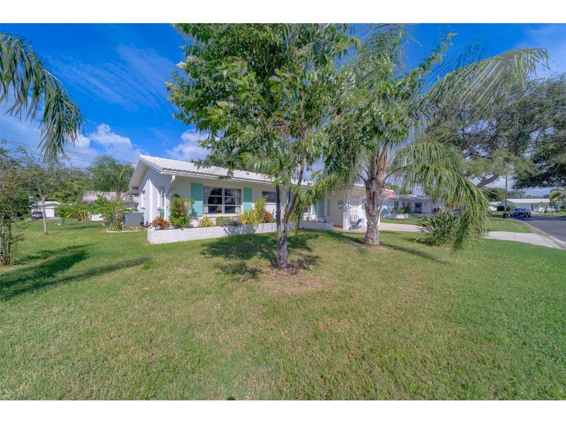 9262 140th Lane Seminole FL 33776 TB8429634 image49