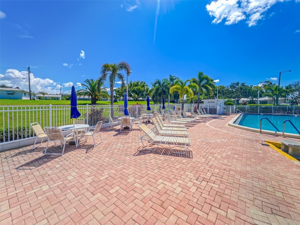 9262 140th Lane Seminole FL 33776 TB8429634 image55