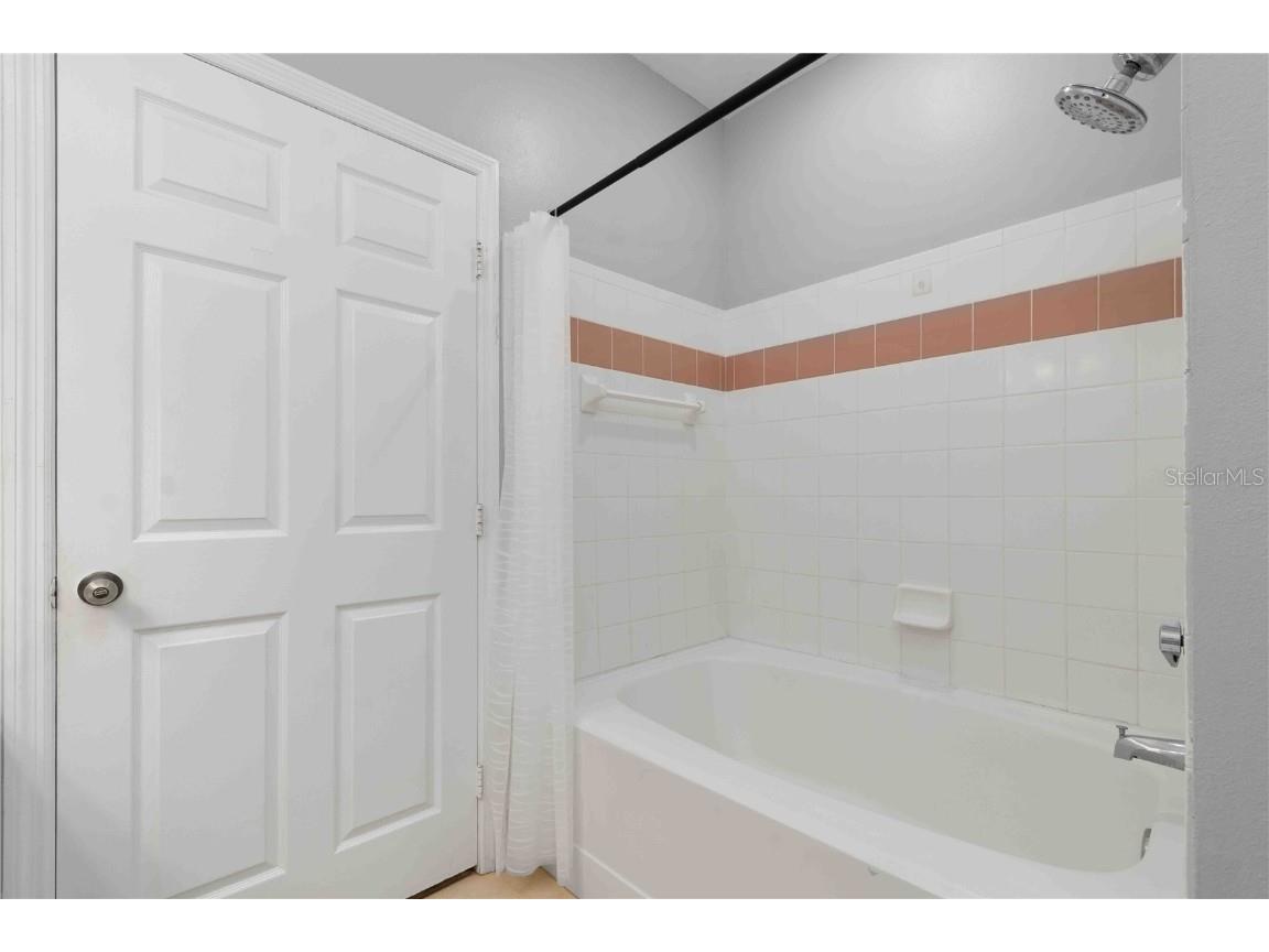 9262 Lake Chase Island Way Tampa FL 33626 TB8446671 image22