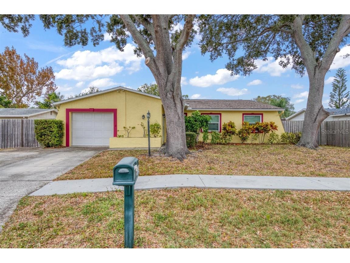 9265 80th Avenue Seminole FL 33777 U8221791 image1