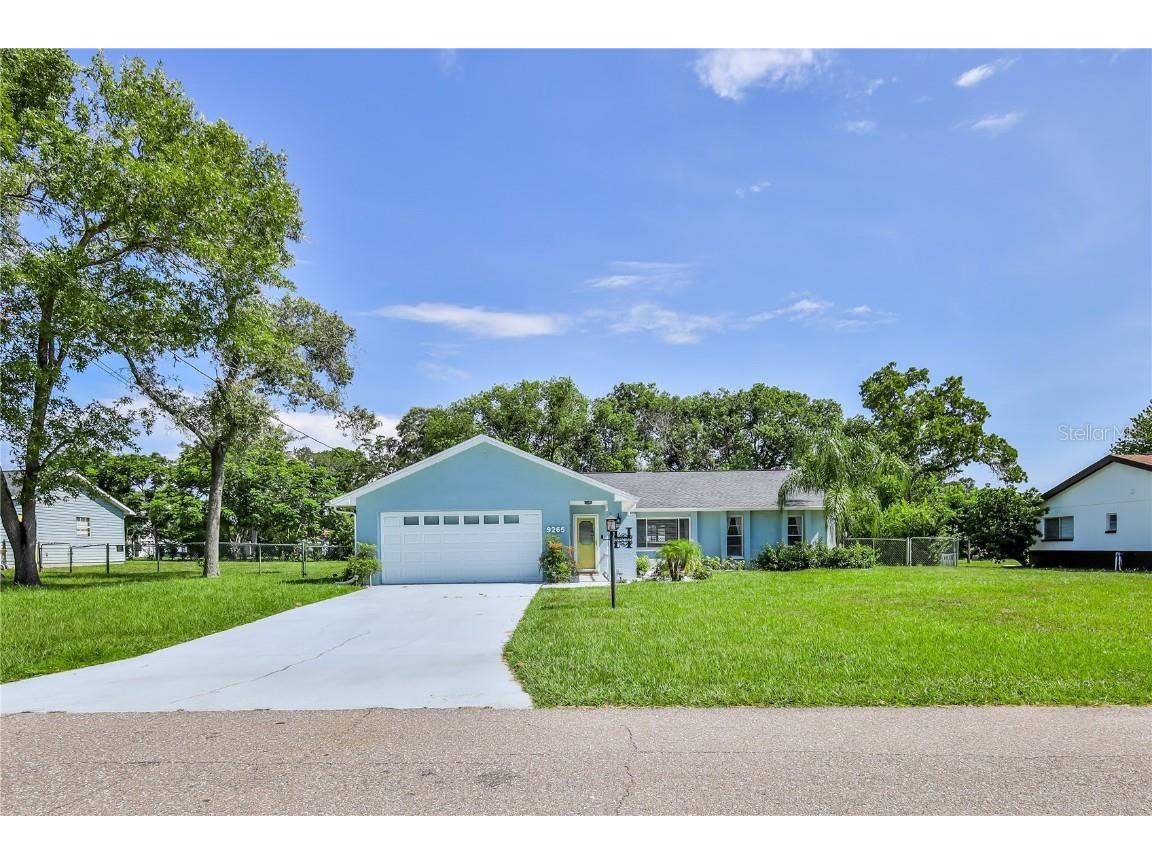 9265 Eldridge Road Spring Hill FL 34608 W7877889 image1