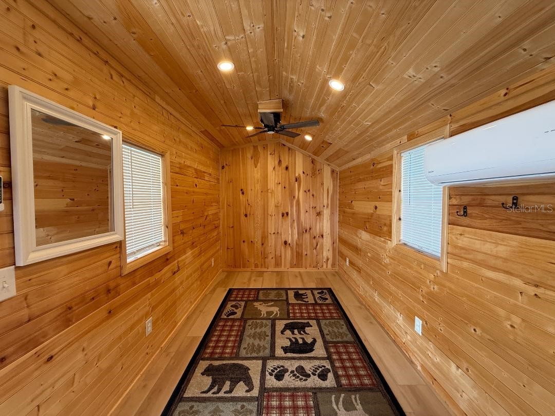 9265 Grizzly Bear Lane Weeki Wachee FL 34613 W7883015 image16