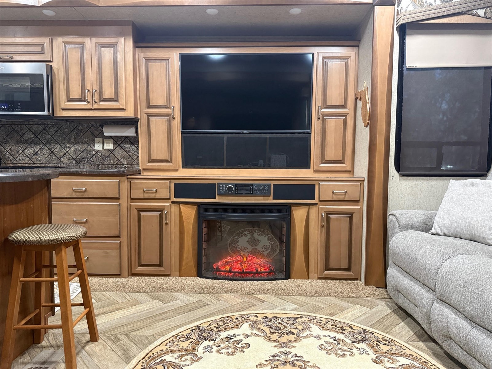 9265 Grizzly Bear Lane Weeki Wachee FL 34613 W7883015 image3