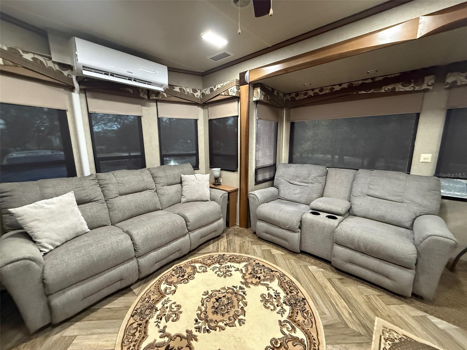 9265 Grizzly Bear Lane Weeki Wachee FL 34613 W7883015 image4