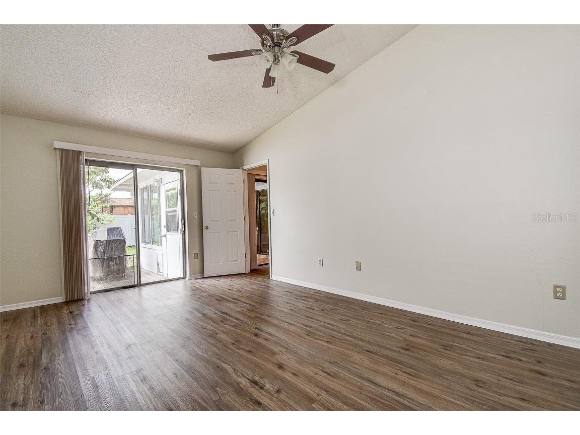 9267 92nd Way Largo FL 33777 TB8422933 image16