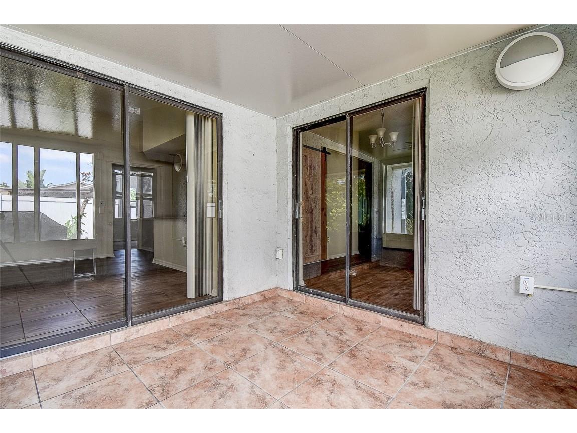 9267 92nd Way Largo FL 33777 TB8422933 image31