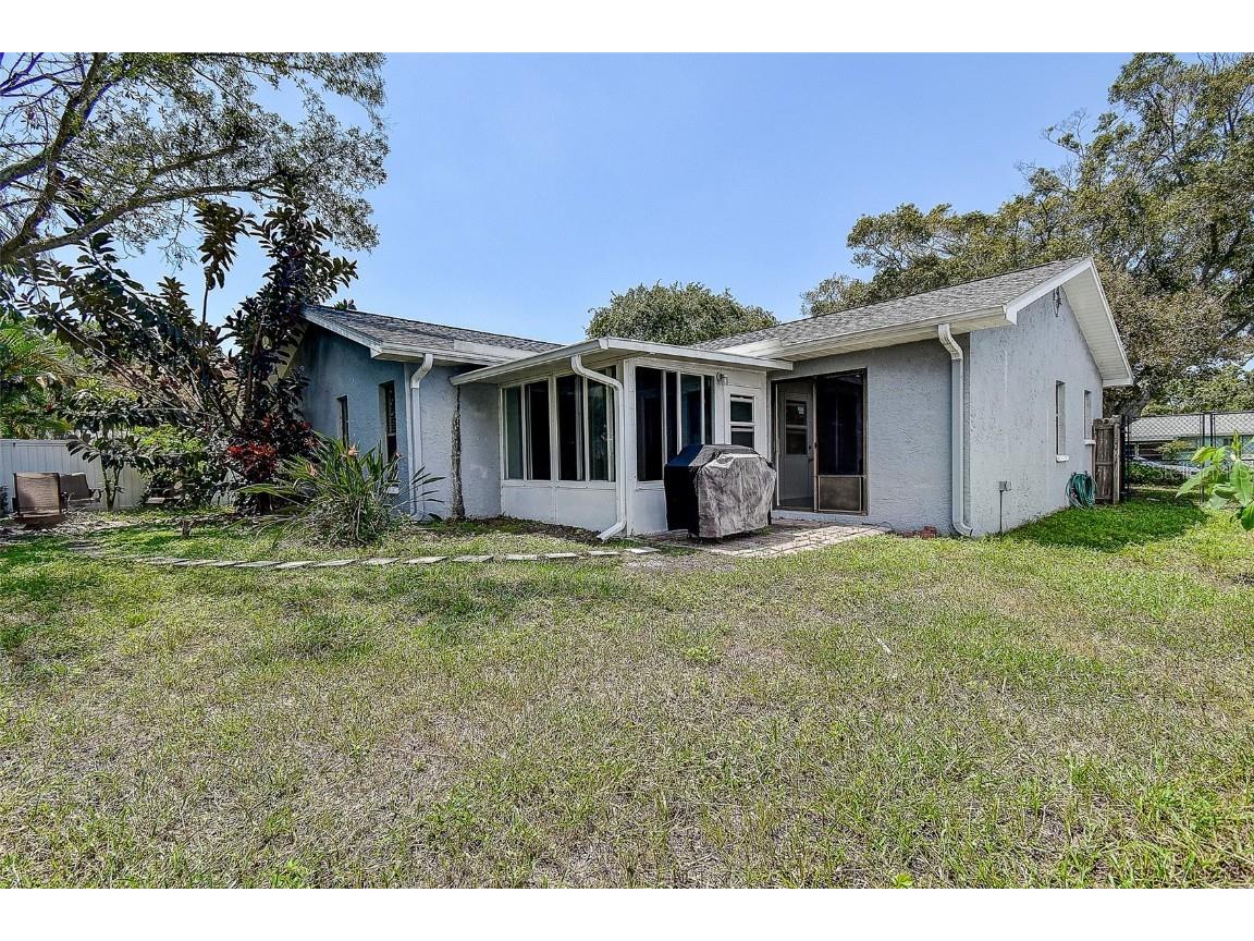 9267 92nd Way Largo FL 33777 TB8422933 image34