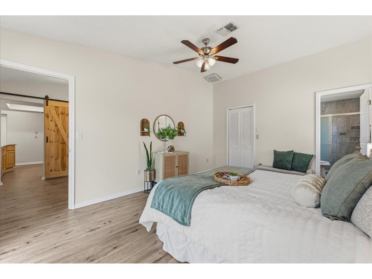 9267 92nd Way Seminole FL 33777 TB8473556 image26