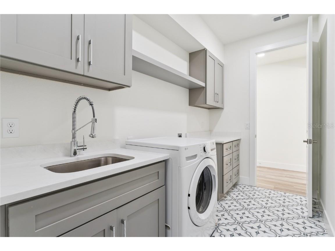 9268 Eagles Perch Place Orlando FL 32825 O6362748 image10