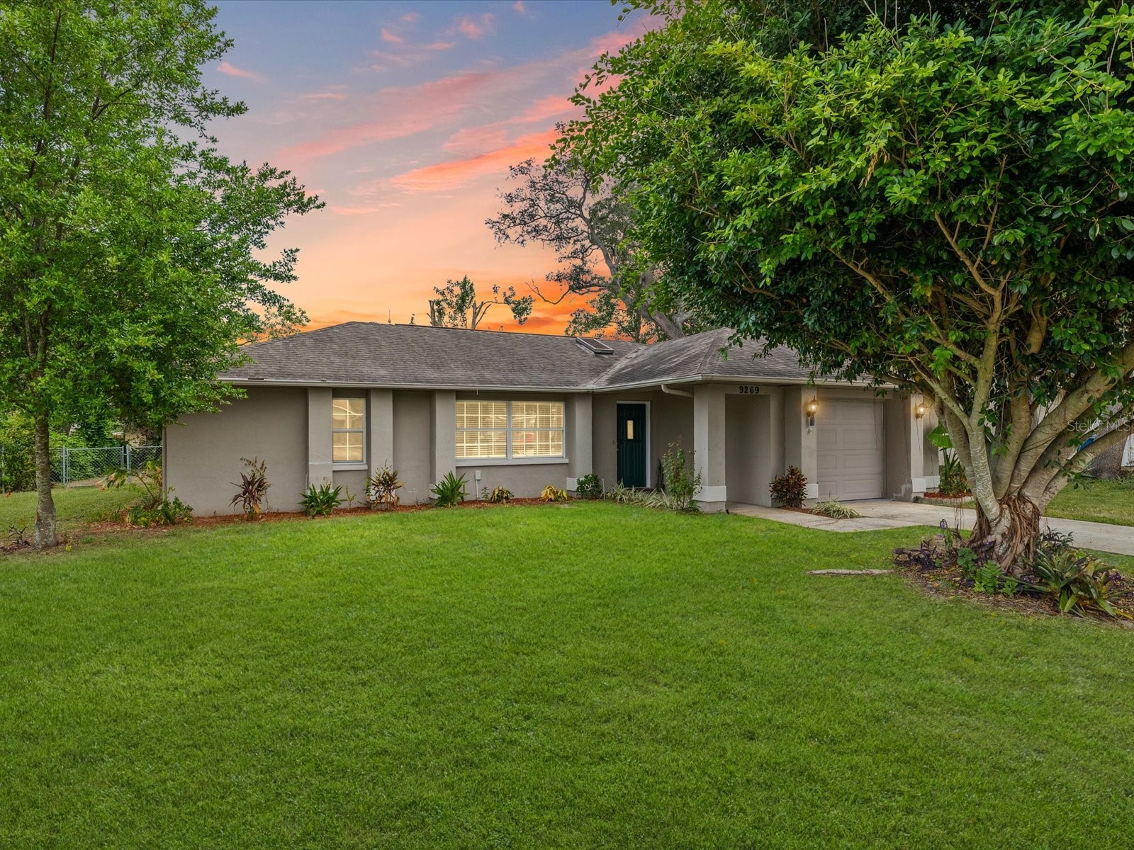 9269 Bladon Street Spring Hill FL 34608 W7879047 image1