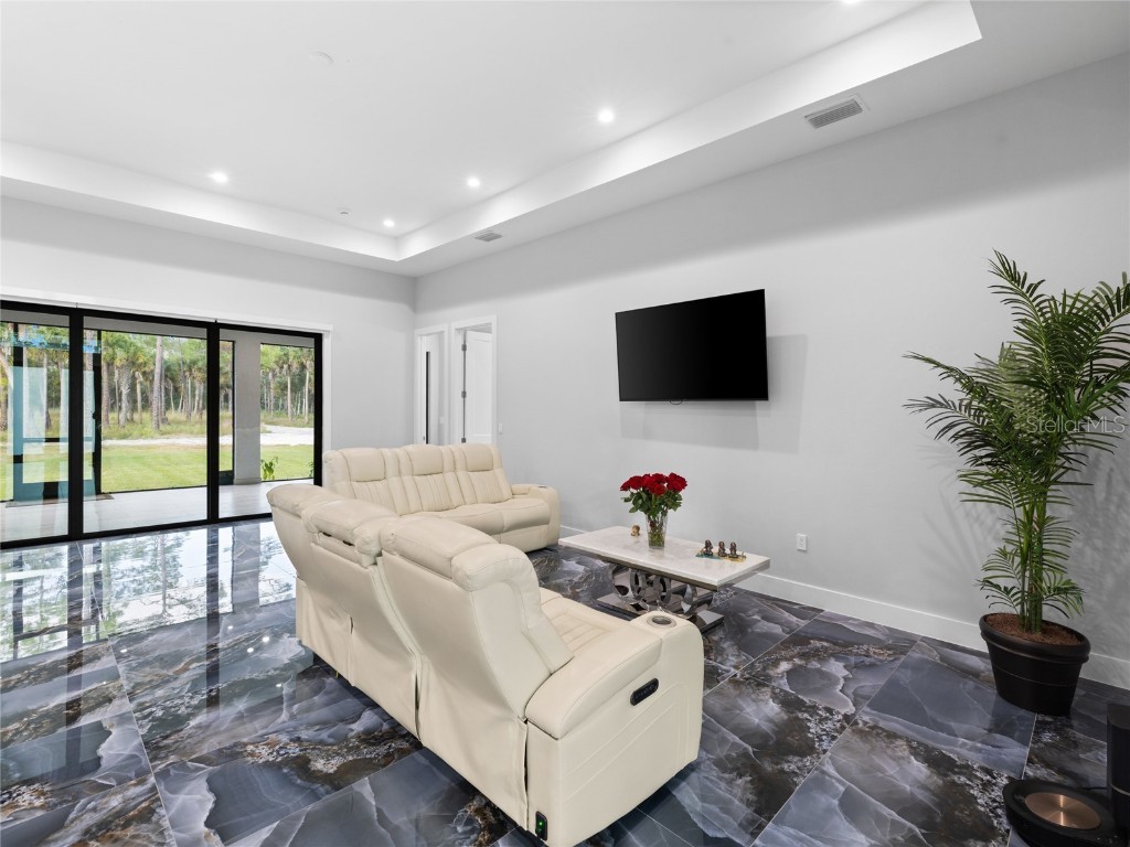 927 12th Avenue NE Naples FL 34120 O6358166 image9