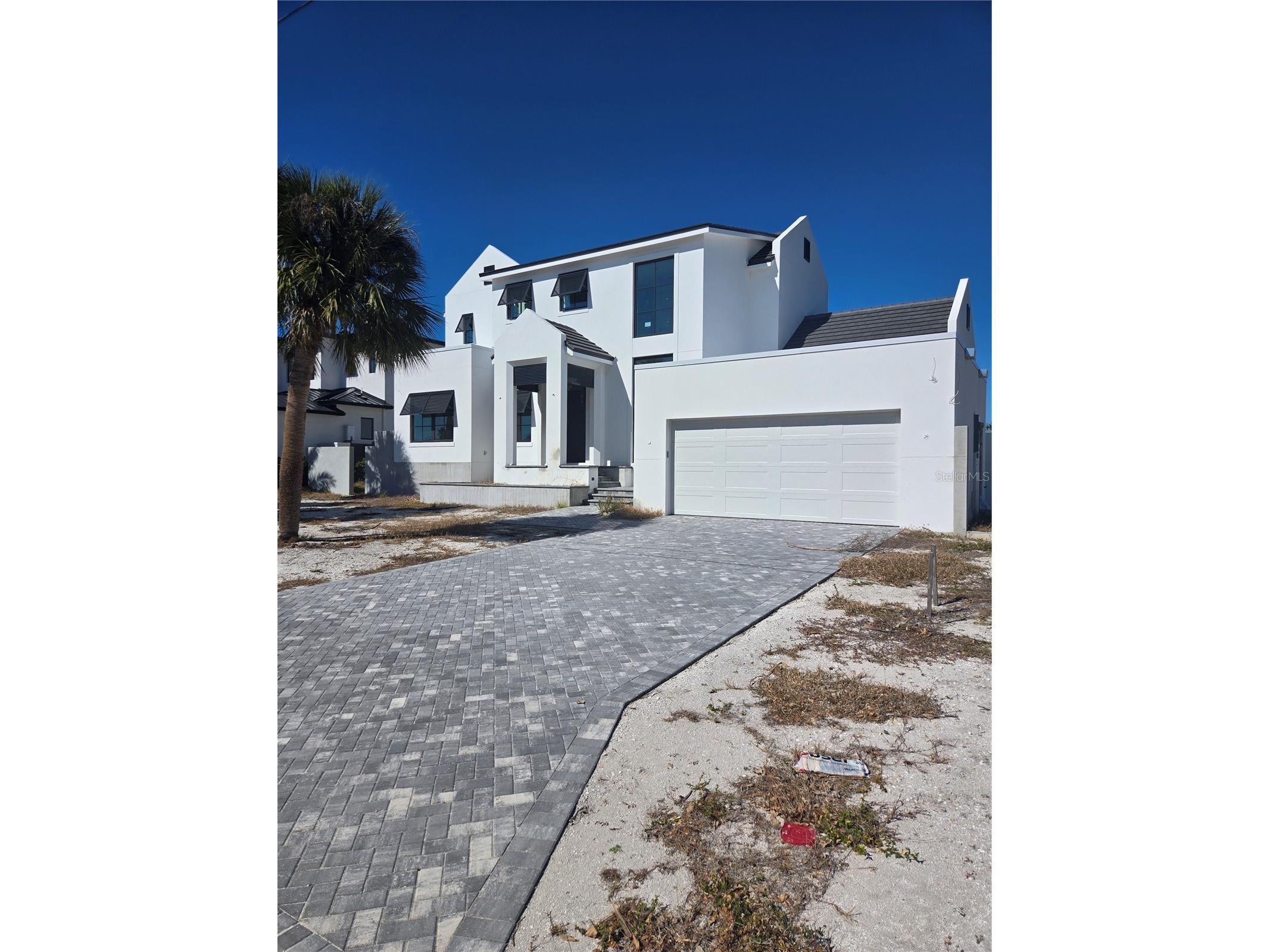 927 Contento Street Sarasota FL 34242 A4691441 image3