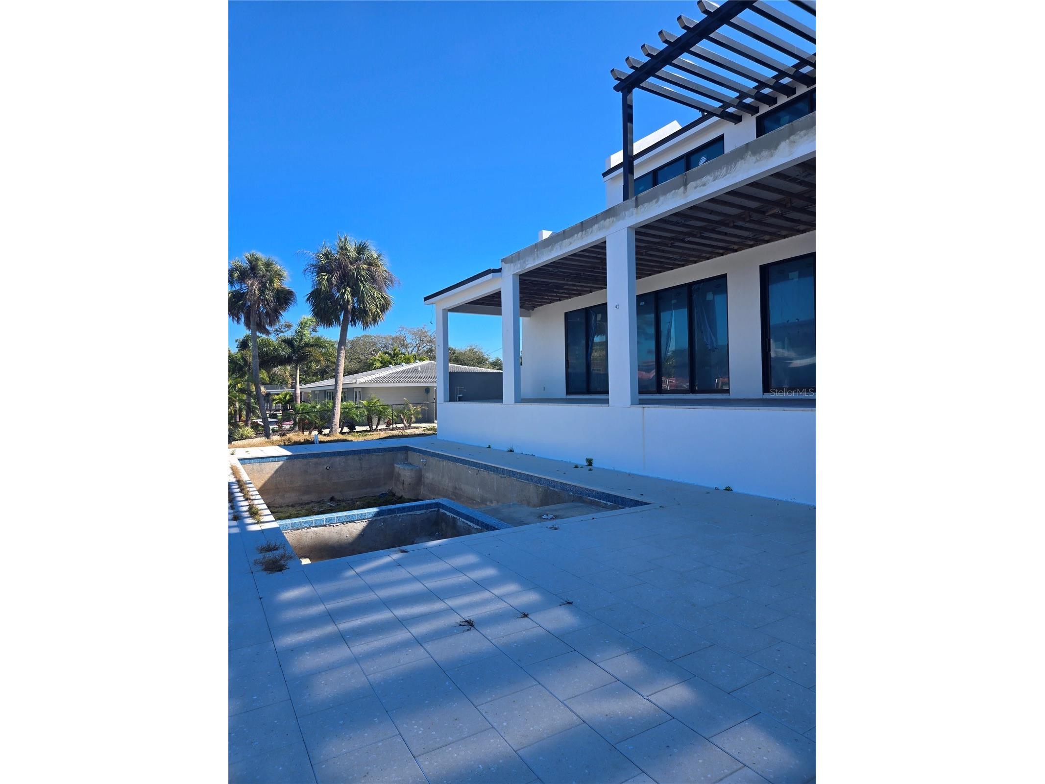 927 Contento Street Sarasota FL 34242 A4691441 image6