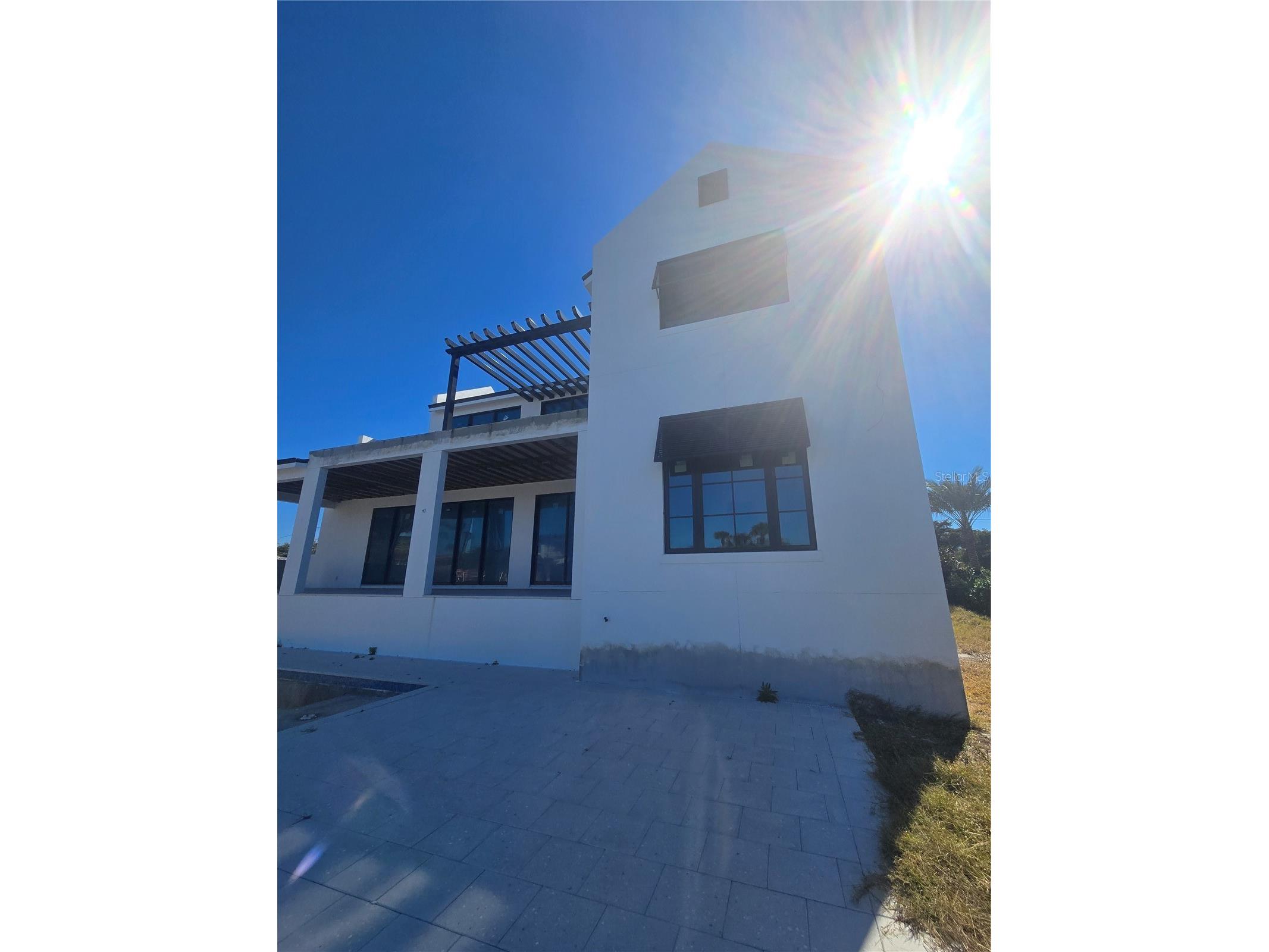 927 Contento Street Sarasota FL 34242 A4691441 image8