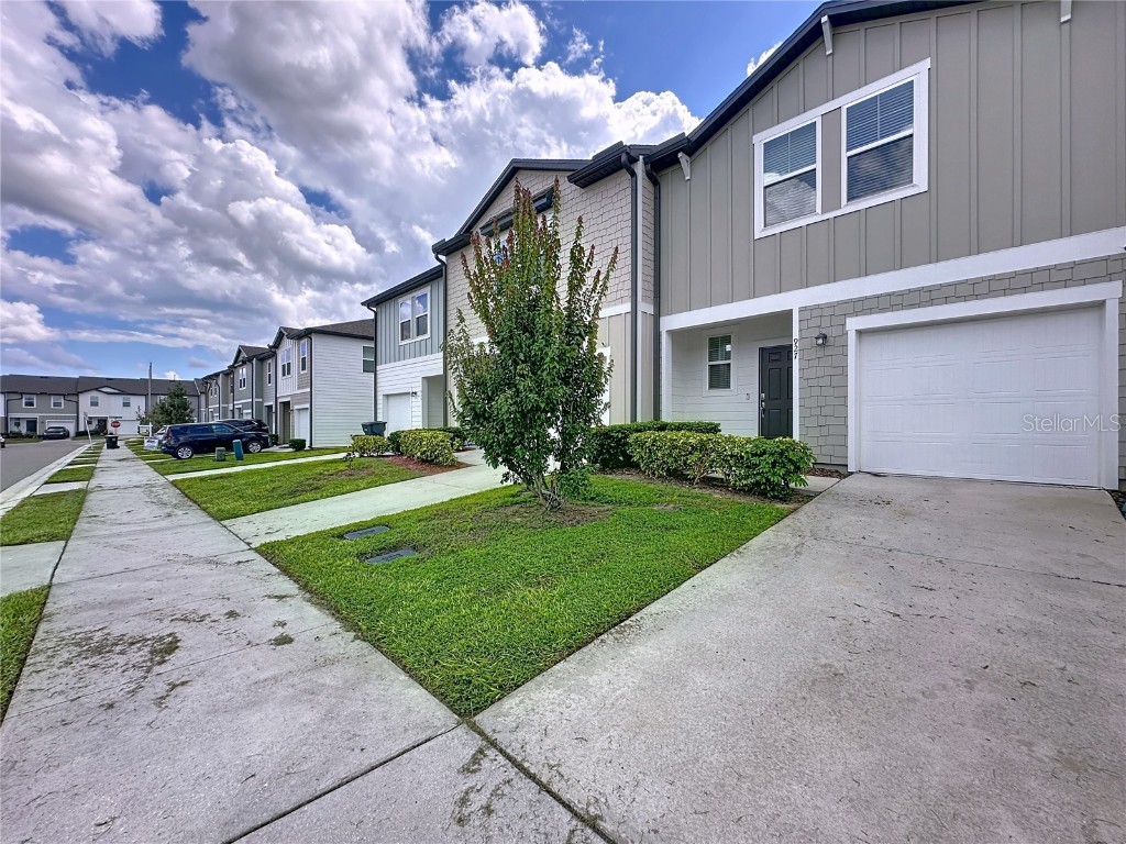 927 Grandin Street Davenport FL 33837 S5134506 image2