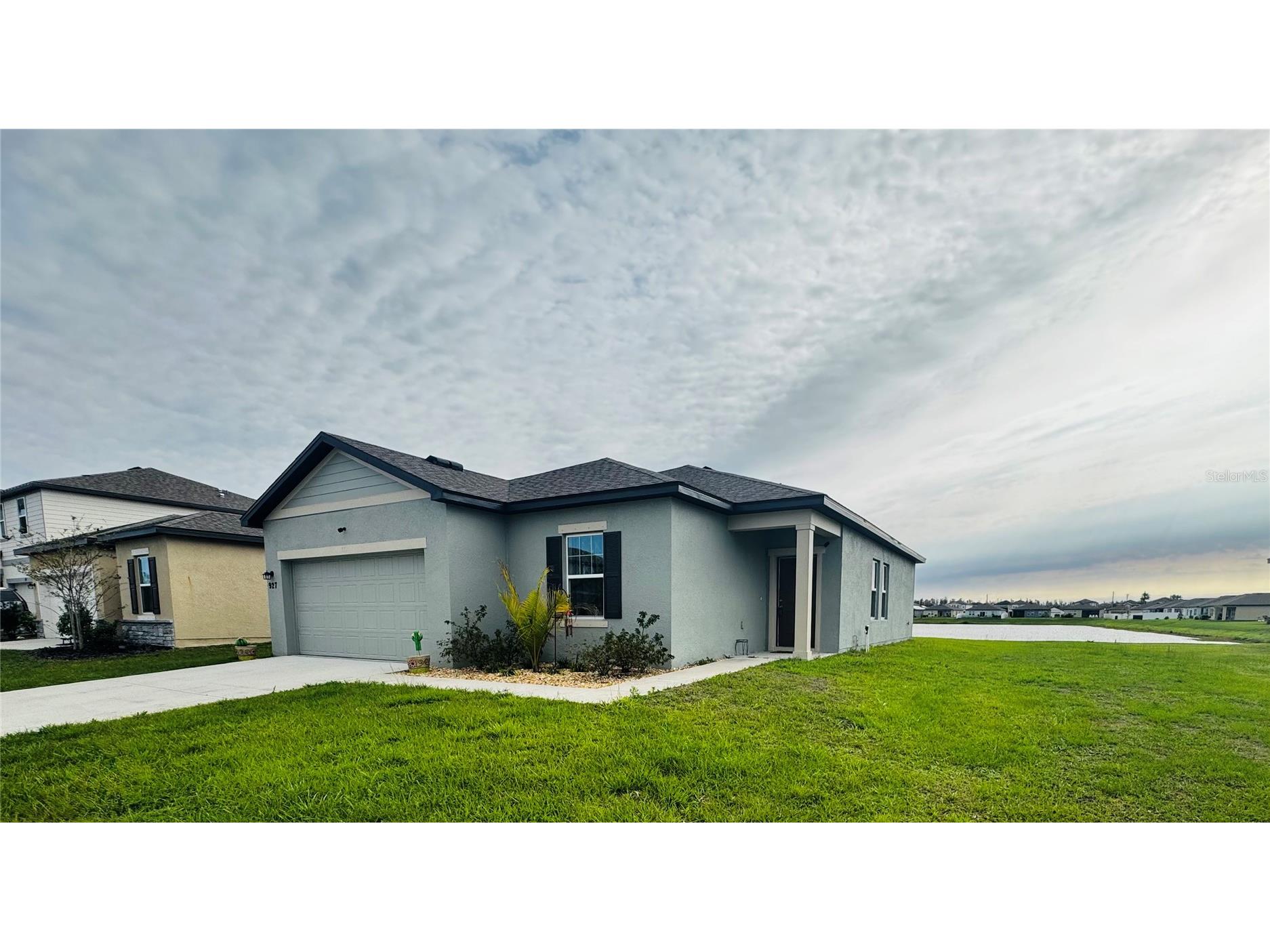 927 Kelly Fern Loop Ruskin FL 33570 TB8487790 image1