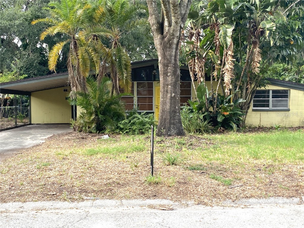 927 Lakewood Avenue Tampa FL 33613 TB8459471 image1